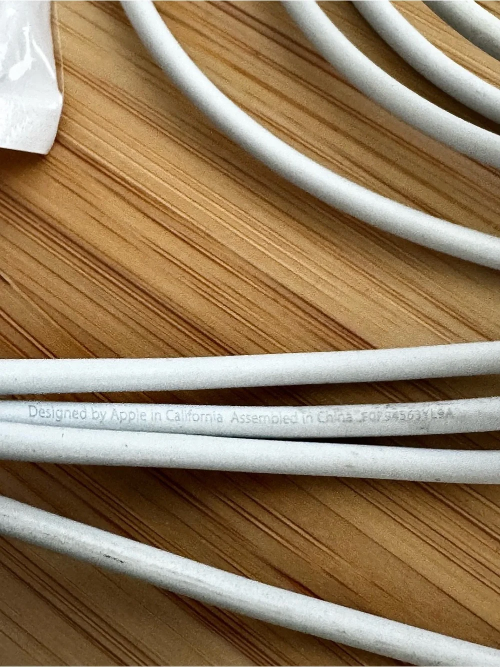 Apple White Lightning to USB Charging Cable x2